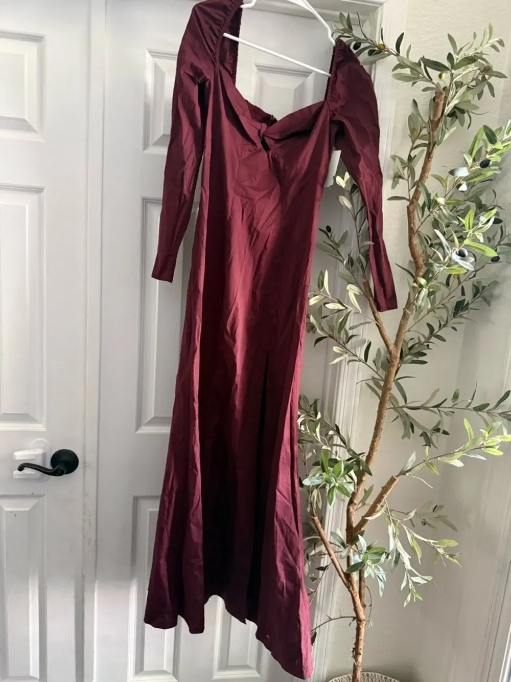 Staud $375 Josephine Long sleeve slit Maxi Dress in burgundy - Picture 4 of 4